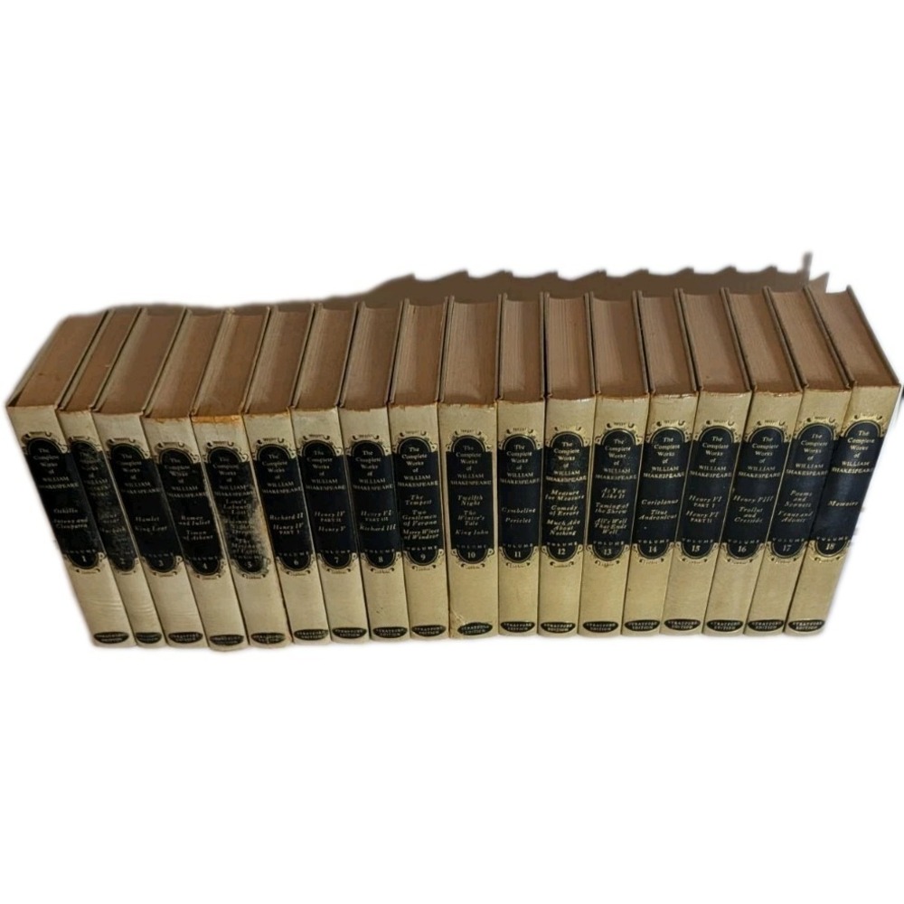 The Complete Works of William Shakespeare, 18 Books Complete Set  Vintage Thick
